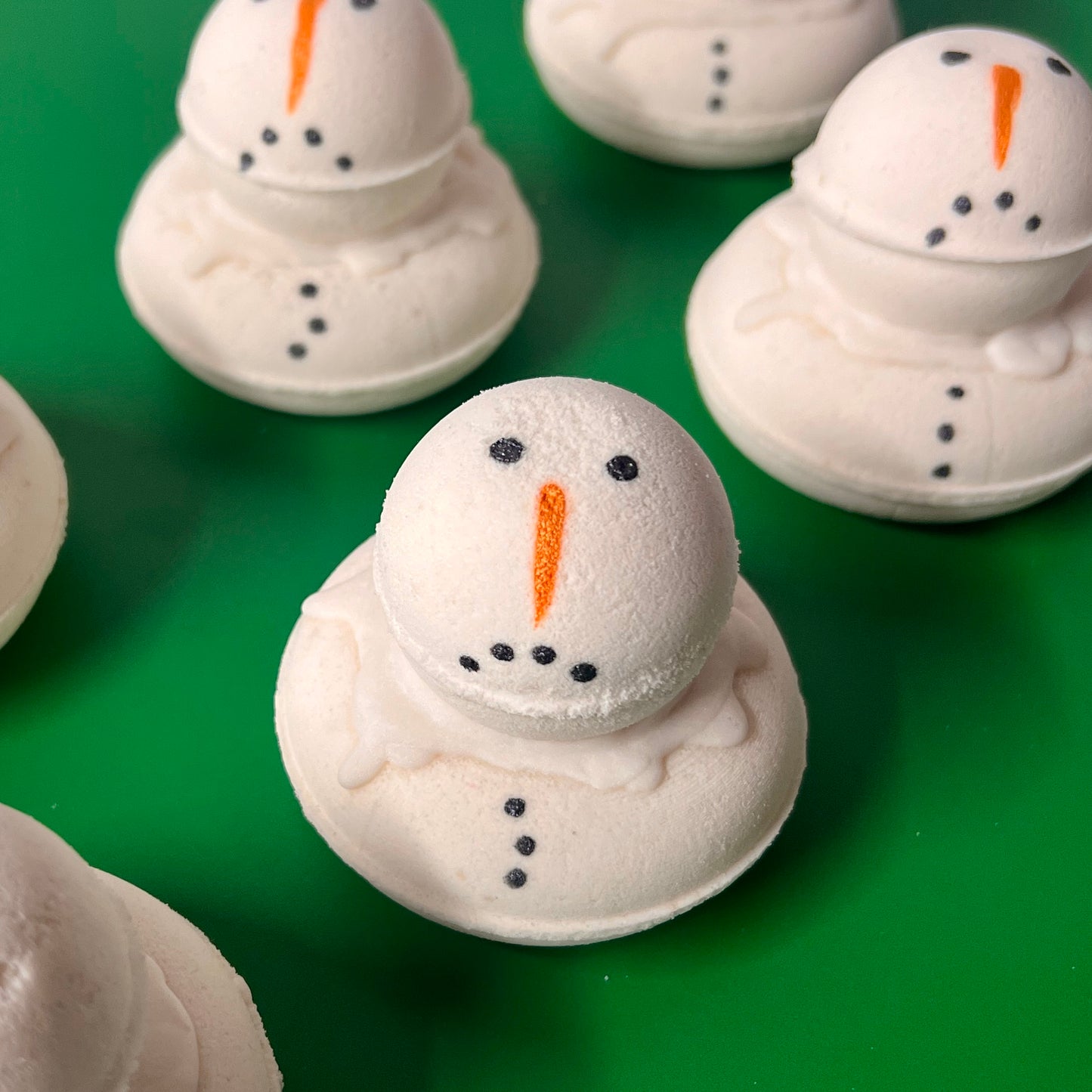 Not-So-Frosty Snowman Bath Bomb