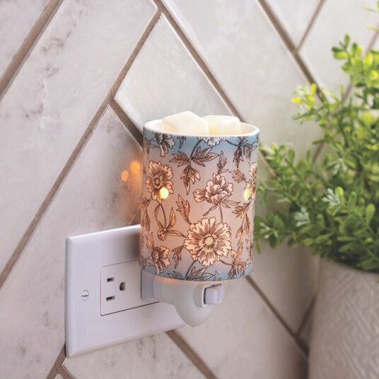 Flora Pluggable Warmer