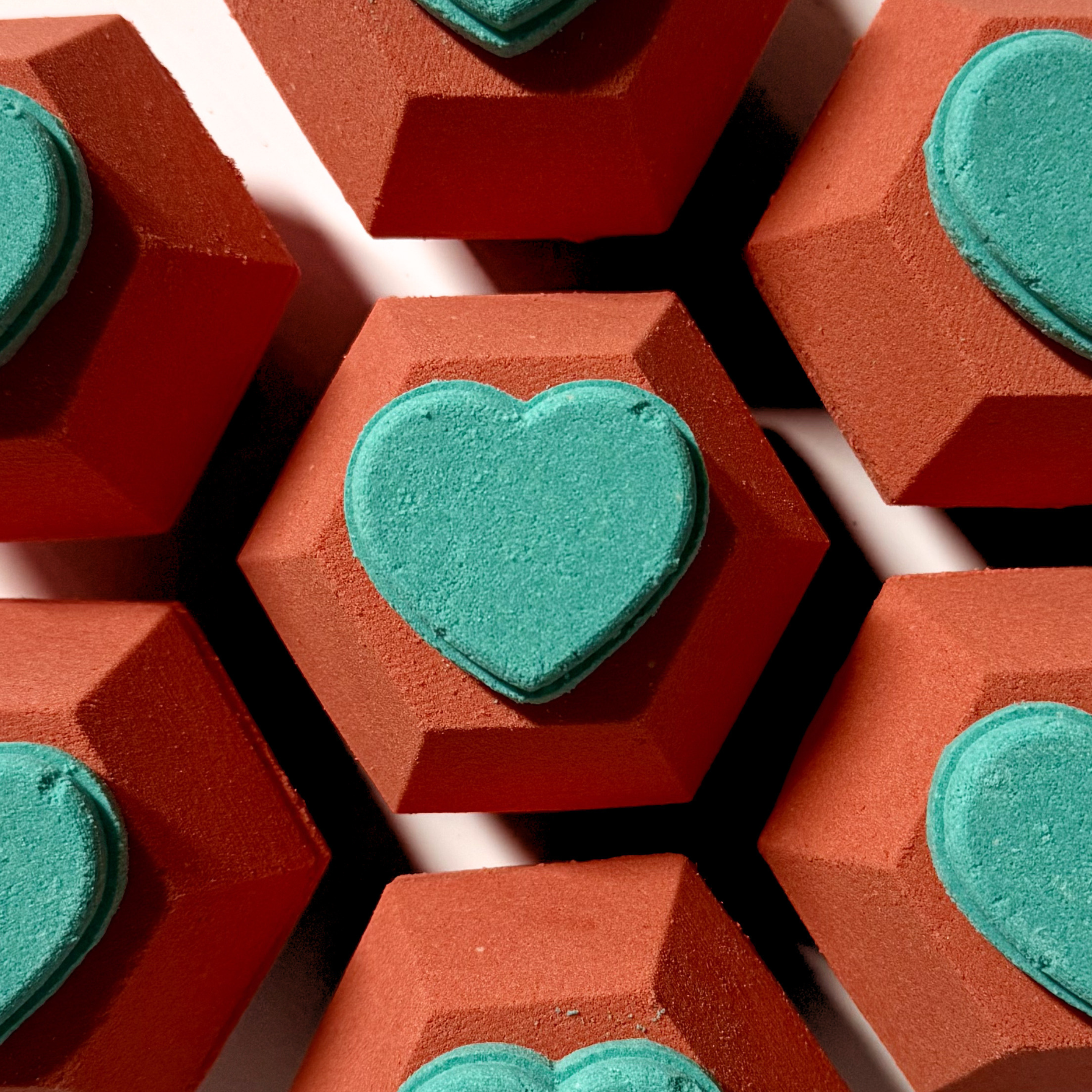 Hexagon Tub Treasures Bath Bomb
