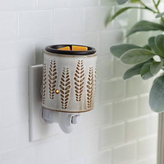 Wheat + Ivory Pluggable Wax Warmer - Greatscotsoapery